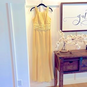 David’s Bridal - Size 10 - Pale Yellow Bridesmaids Dress